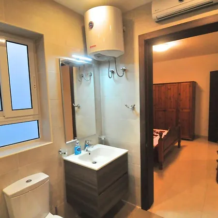 Superior Lungomare Apartament