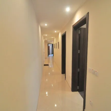 Superior Lungomare كْسْليندي