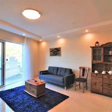 Superior Lungomare * كْسْليندي