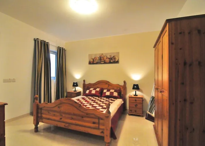 Superior Lungomare アパート クレンディ