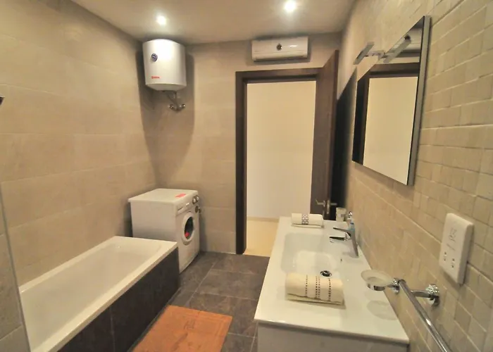 アパート Superior Lungomare クレンディ